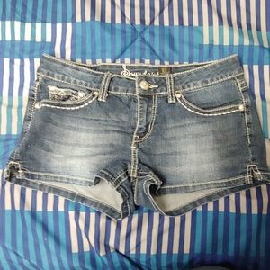 Shorts size 7